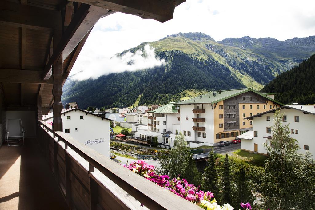 Hotel Landle Galtuer Exterior photo